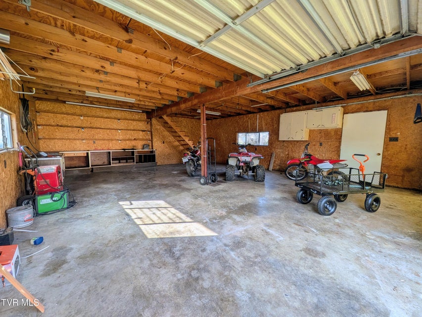 Photo #79: 205 Live Oak Drive