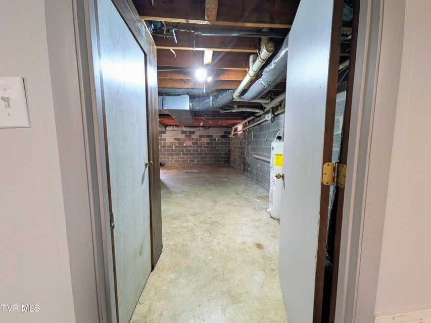 Photo #58: 205 Live Oak Drive