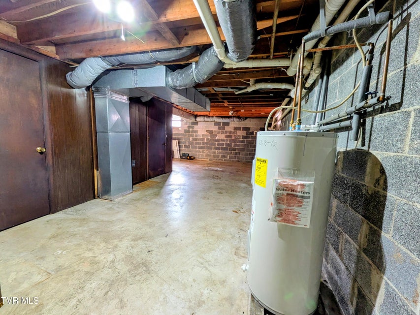 Photo #62: 205 Live Oak Drive