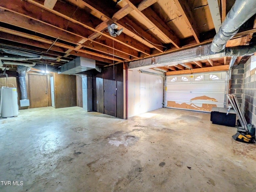 Photo #63: 205 Live Oak Drive