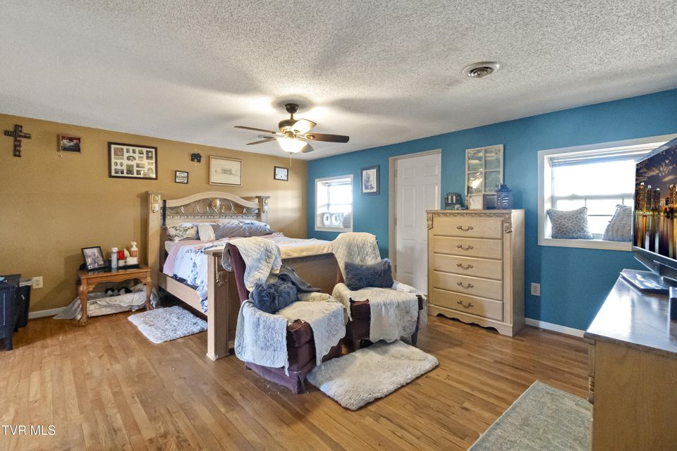 Photo #16: 2205 Brown Springs Rd 