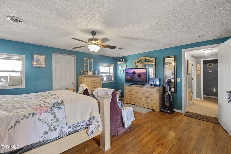 Photo #17: 2205 Brown Springs Rd 