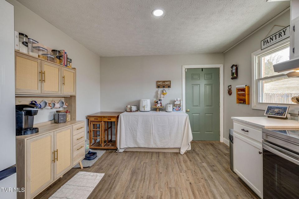 Photo #10: 1309 Powell Mountain Road