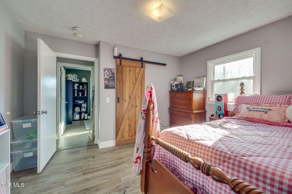 Photo #16: 1309 Powell Mountain Road