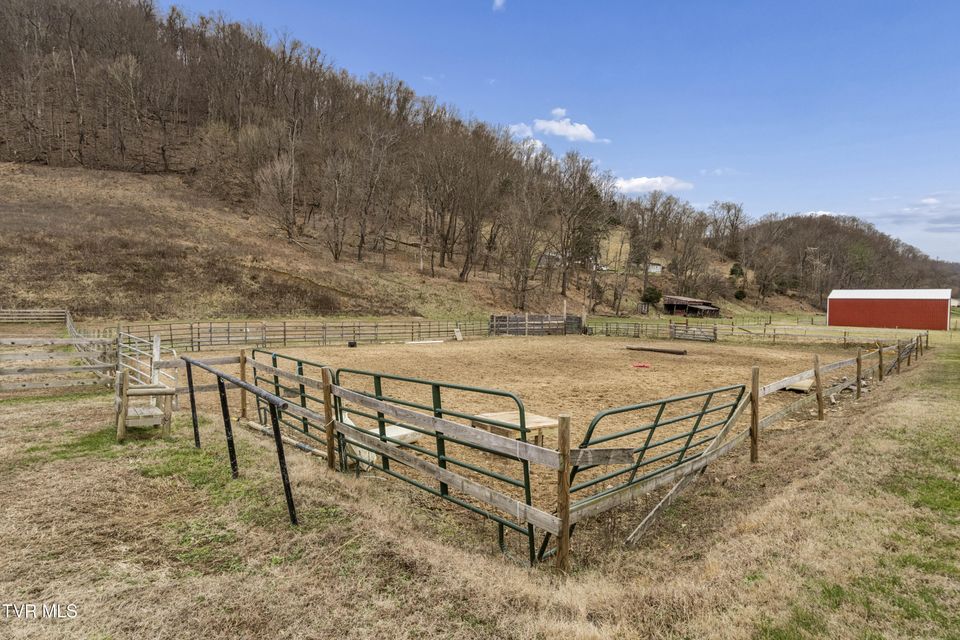 Photo #6: 124 Bill Crawford Road