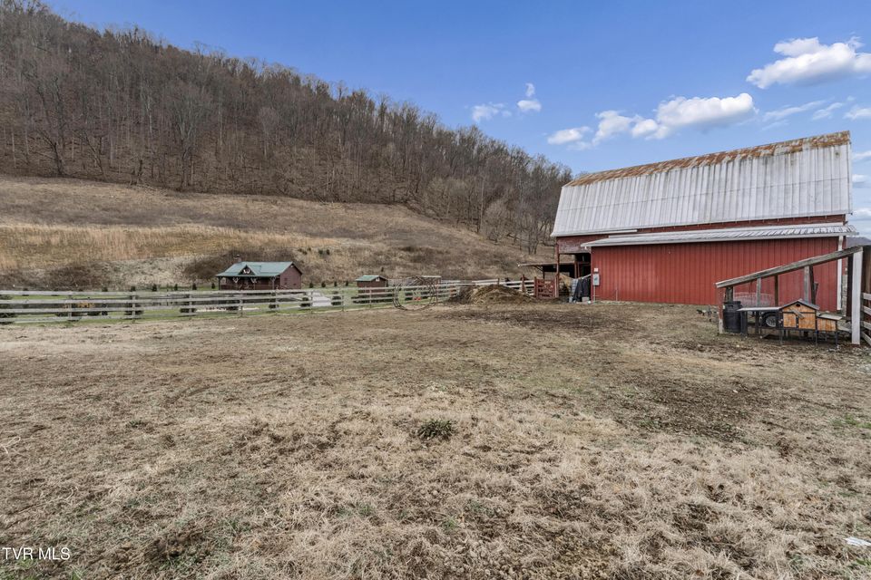 Photo #24: 124 Bill Crawford Road