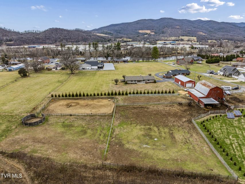 Photo #48: 124 Bill Crawford Road