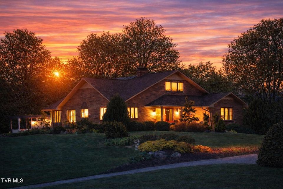 Photo #12: 136 Triple H Lane