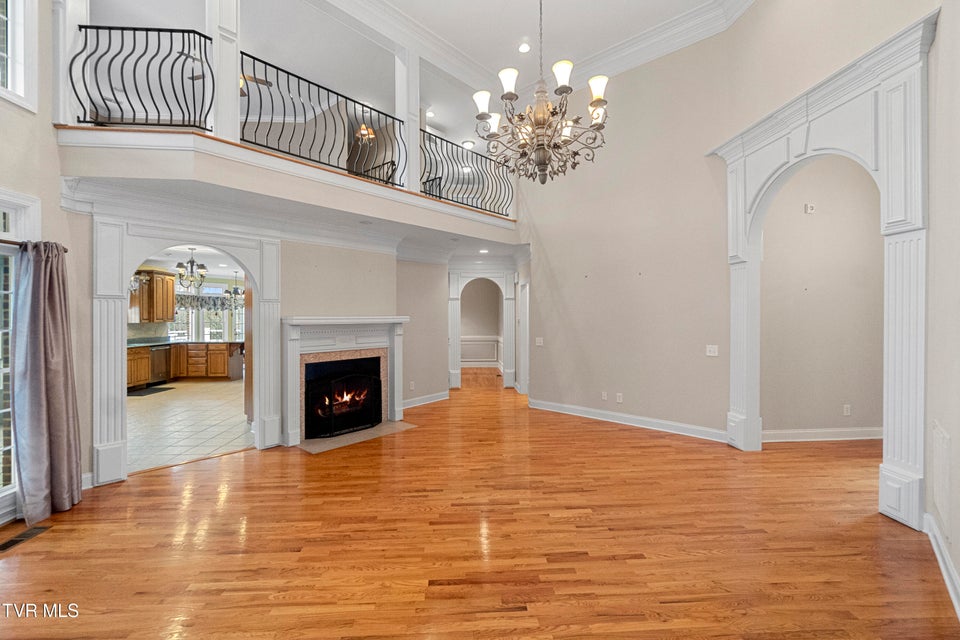 Photo #6: 20 Loch Lomond Lane