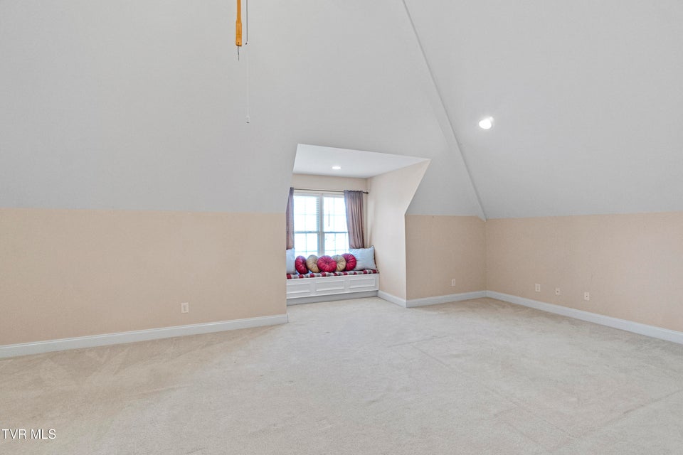 Photo #53: 20 Loch Lomond Lane