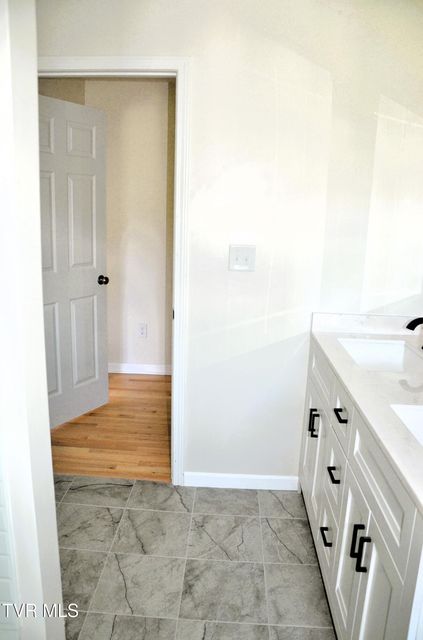 Photo #14: 116 Dellwood Street