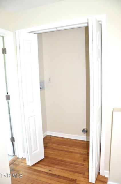 Photo #16: 116 Dellwood Street