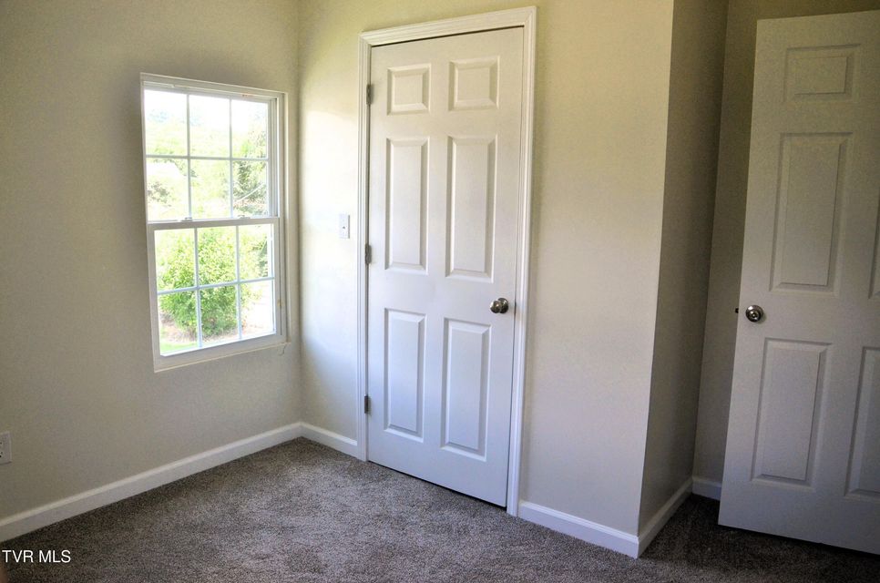 Photo #20: 116 Dellwood Street