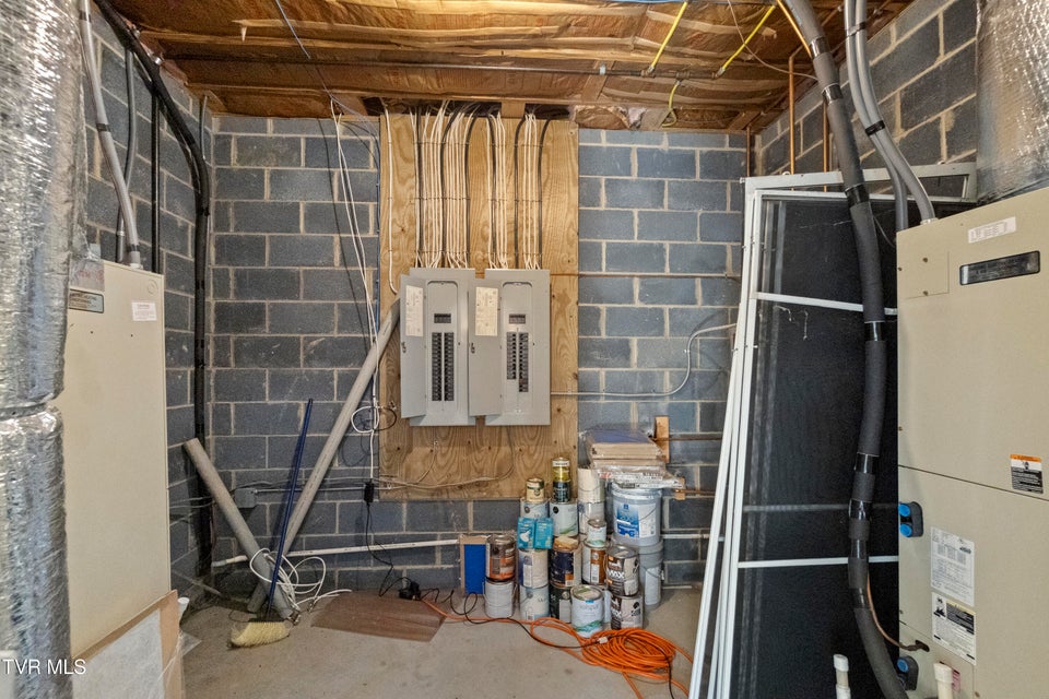 Photo #88: 20 Loch Lomond Lane