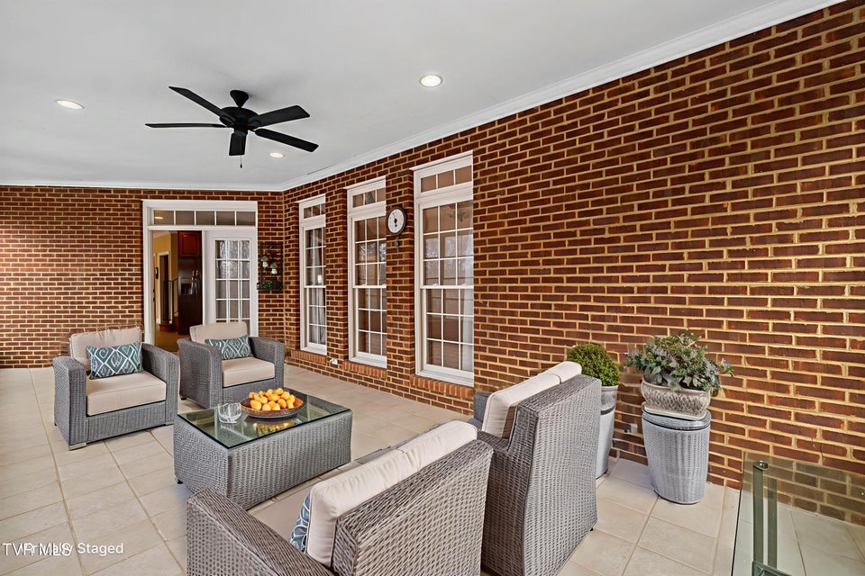 Photo #70: 20 Loch Lomond Lane