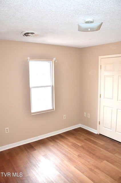 Photo #9: 214 Ravine Road