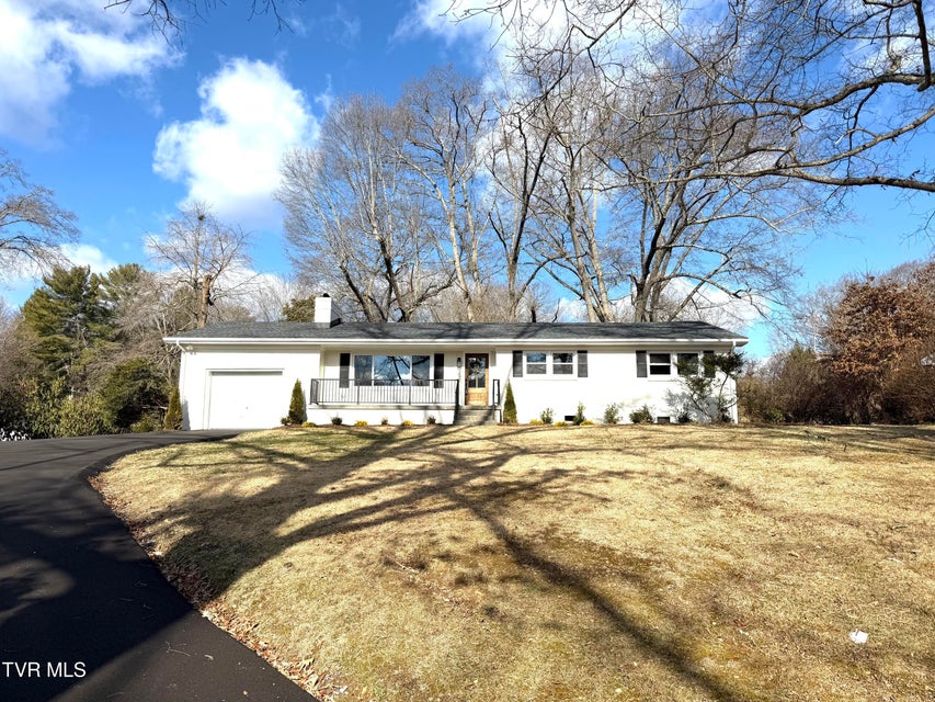 Photo #2: 290 Valley Drive 