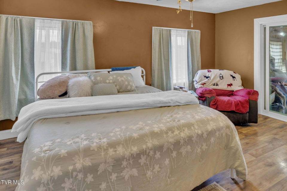 Photo #9: 225 Shaw Road