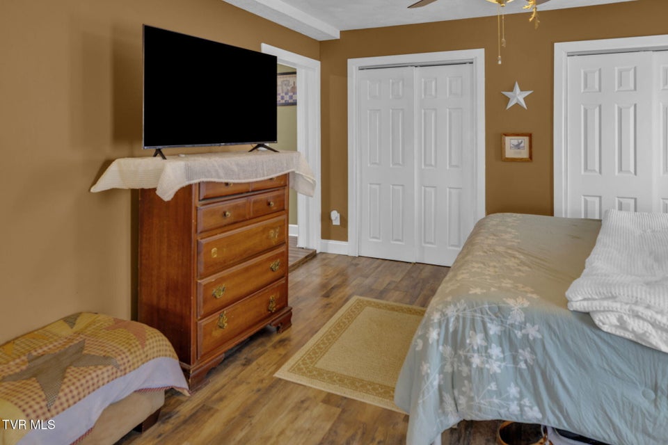 Photo #10: 225 Shaw Road