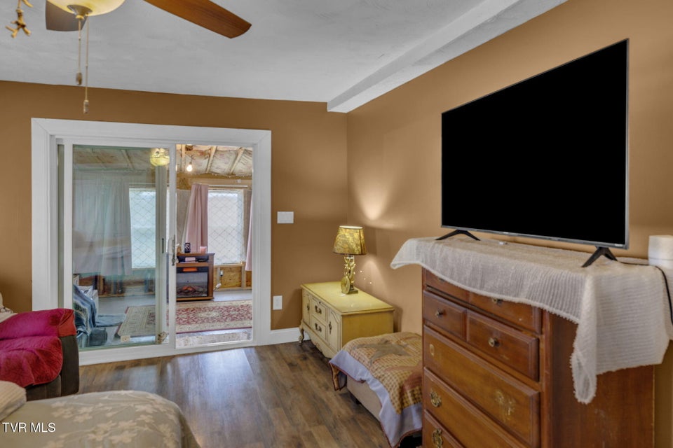 Photo #12: 225 Shaw Road