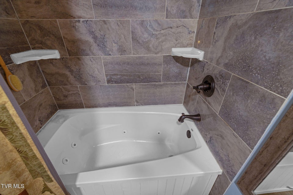 Photo #15: 225 Shaw Road