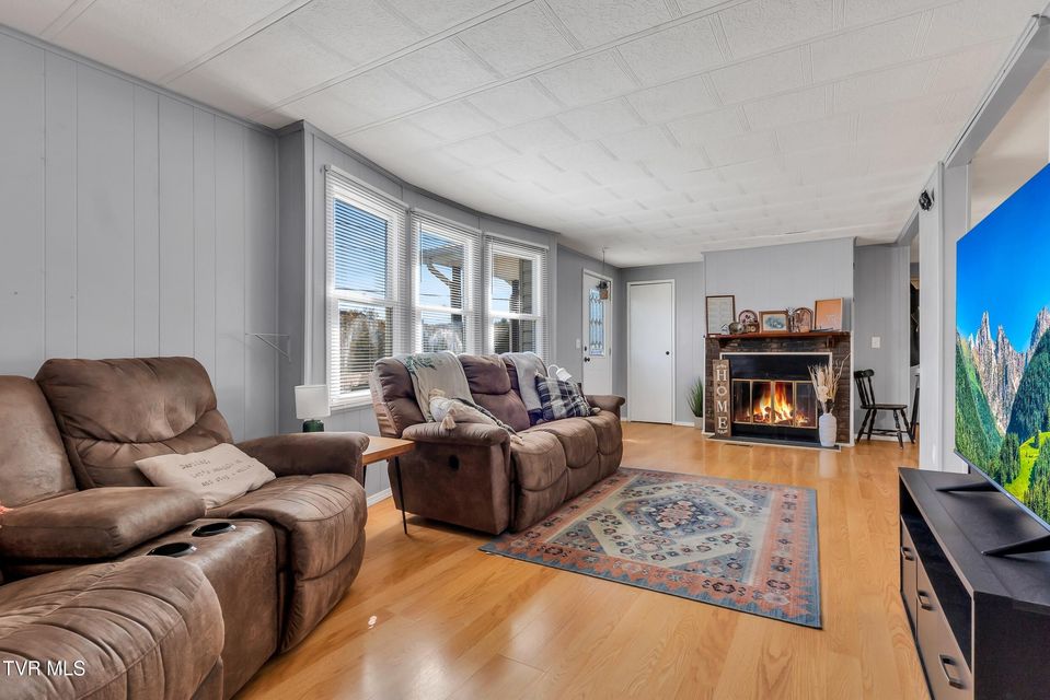 Photo #10: 300 Derby Drive