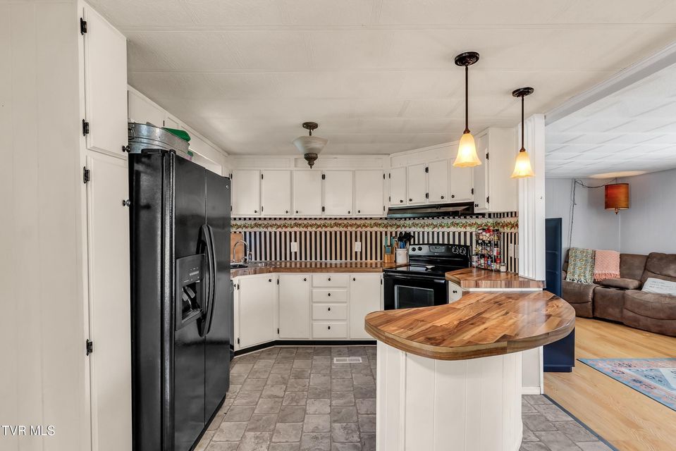 Photo #14: 300 Derby Drive