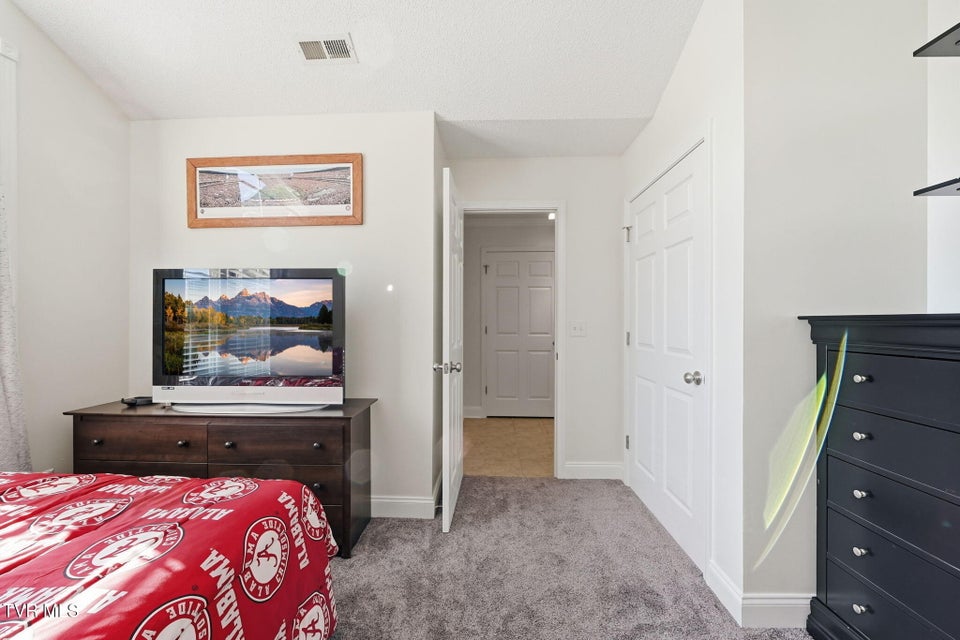 Photo #7: 54 Boone Hill Court