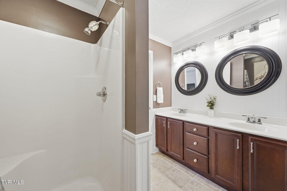 Photo #16: 54 Boone Hill Court