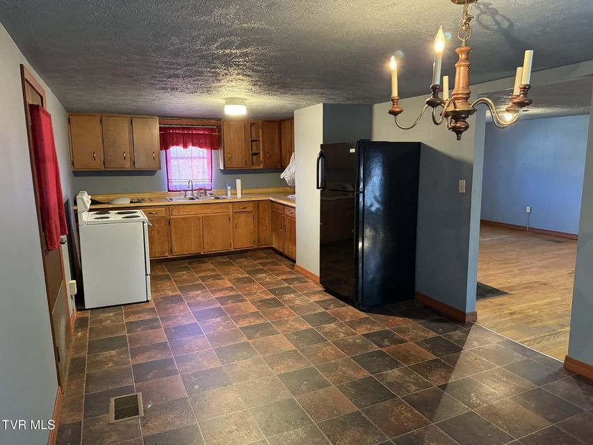 Photo #8: 11514 Norton Coeburn Road