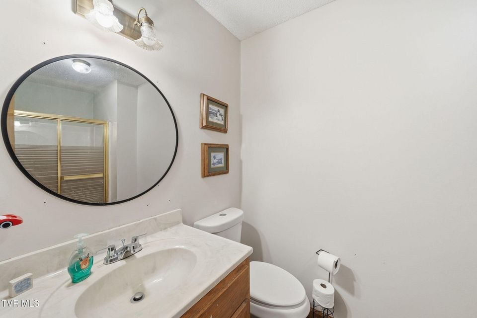 Photo #37: 2254 Boones Creek Road