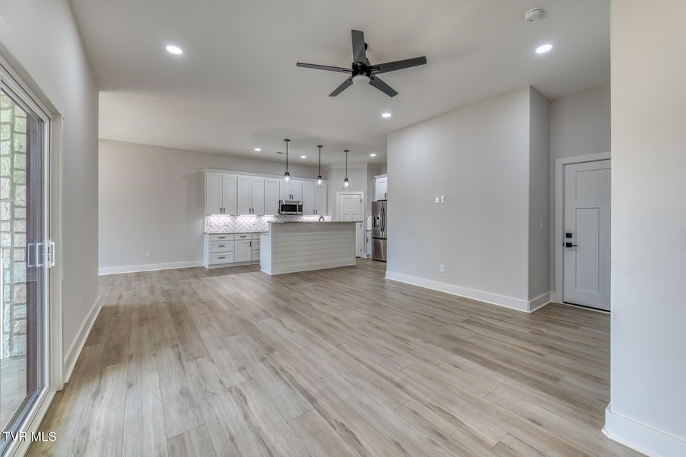 Photo #4: 79 Slonaker Circle