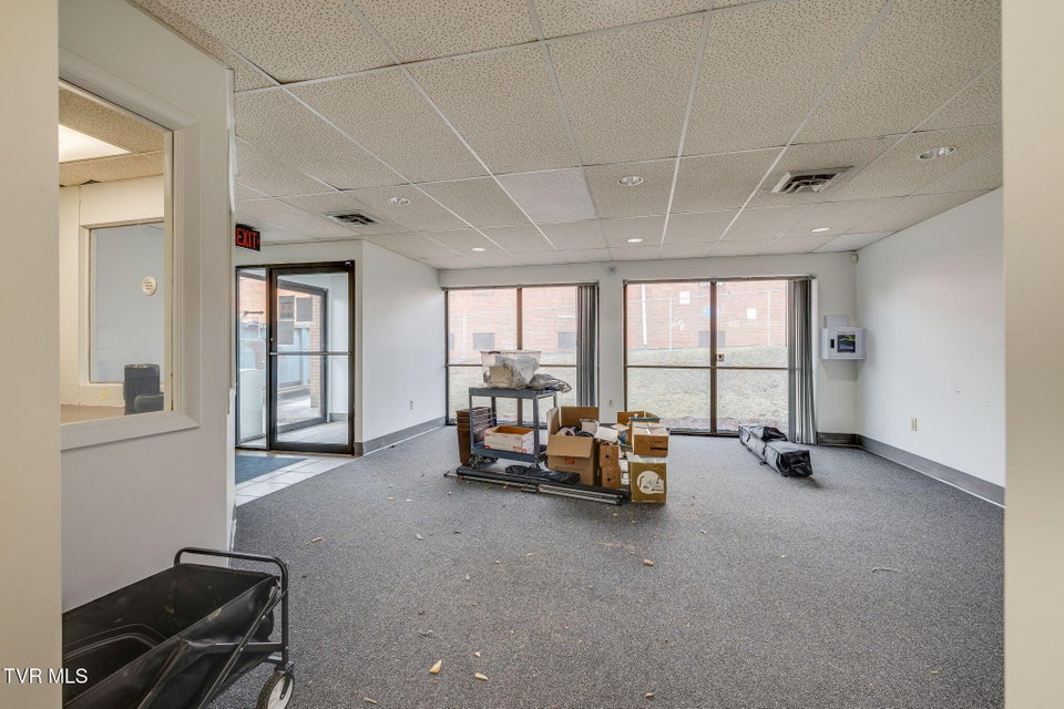 Photo #7: 311 Walnut Street