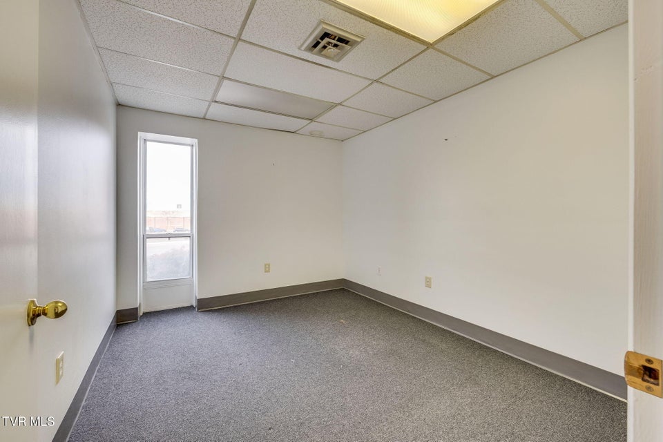 Photo #12: 311 Walnut Street