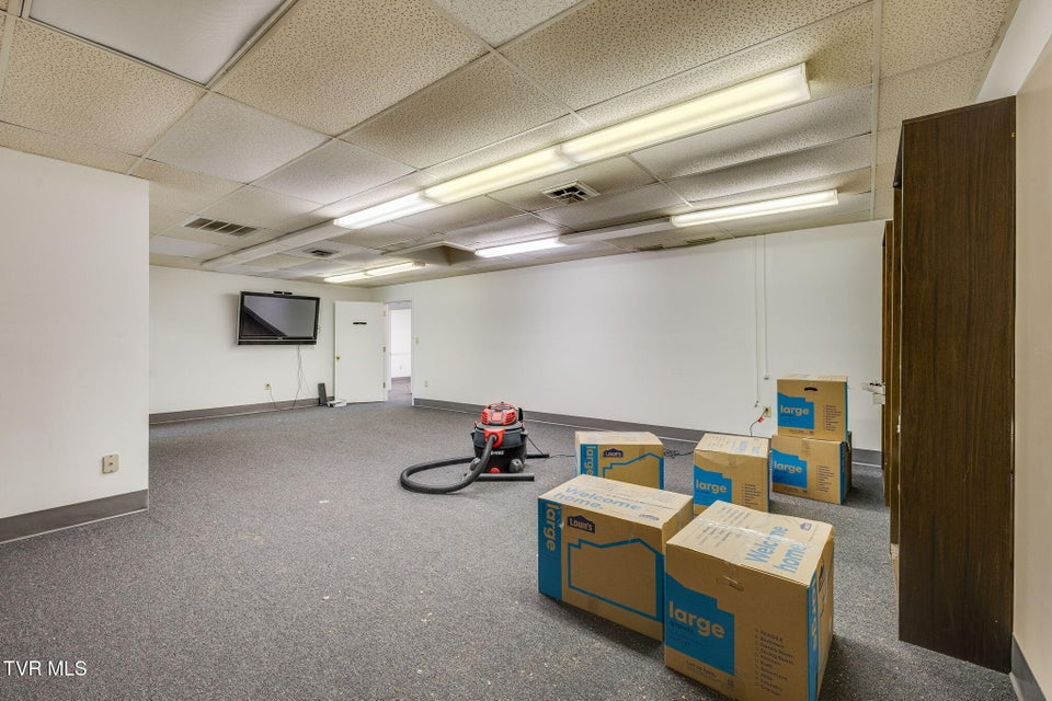 Photo #19: 311 Walnut Street