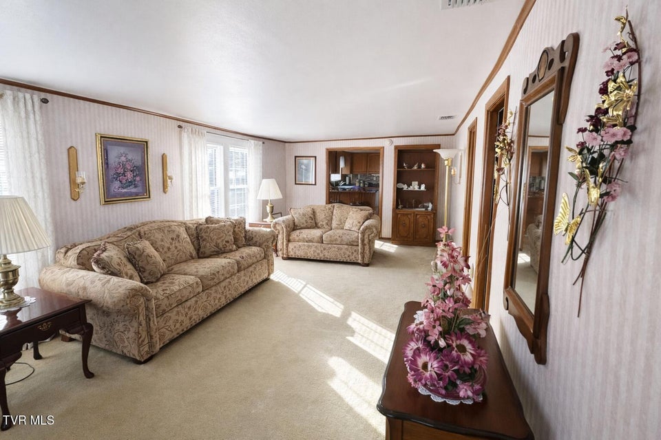 Photo #4: 791 Kentucky Street