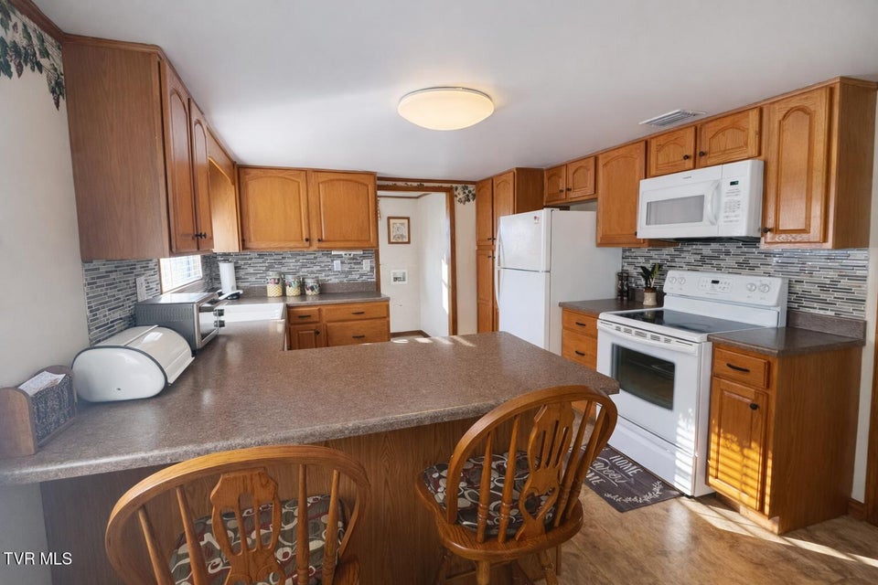 Photo #6: 791 Kentucky Street