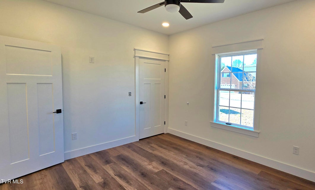 Photo #31: 410 Wiltshire Drive