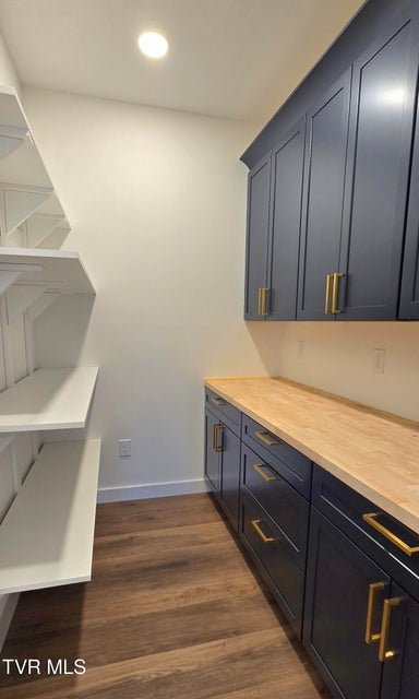 Photo #24: 410 Wiltshire Drive