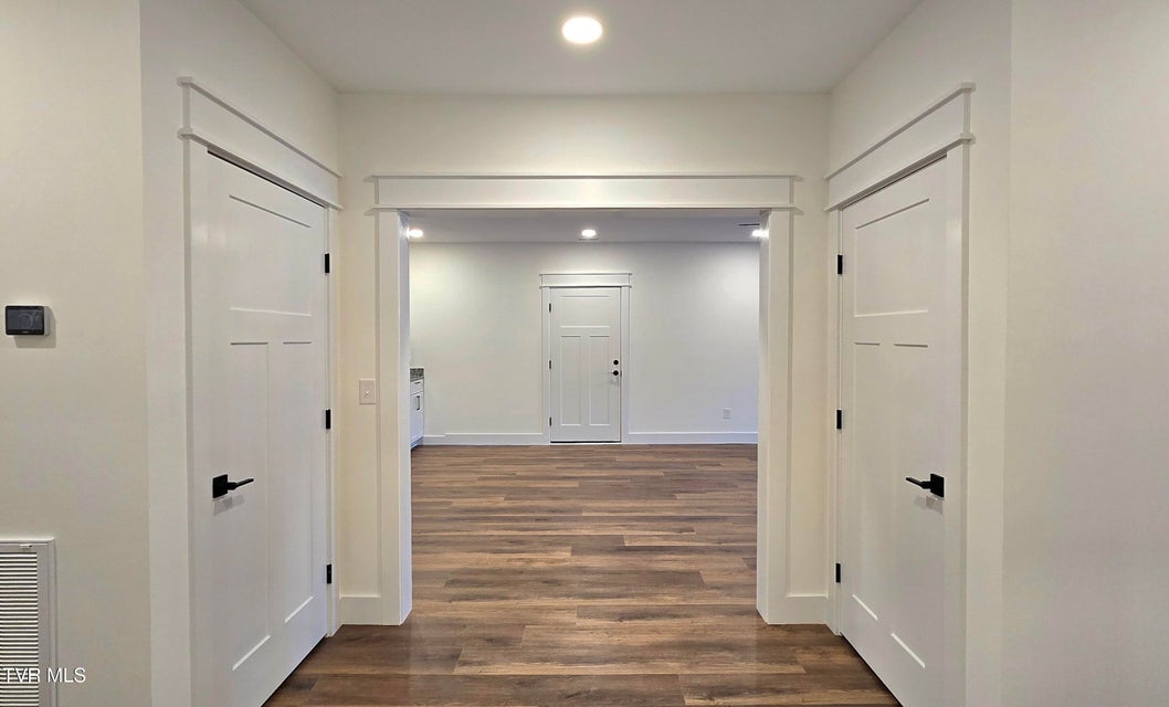 Photo #47: 410 Wiltshire Drive