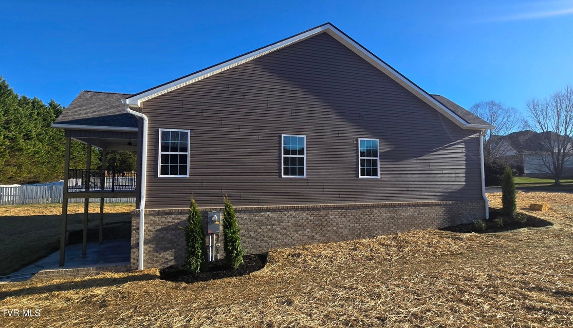 Photo #7: 410 Wiltshire Drive