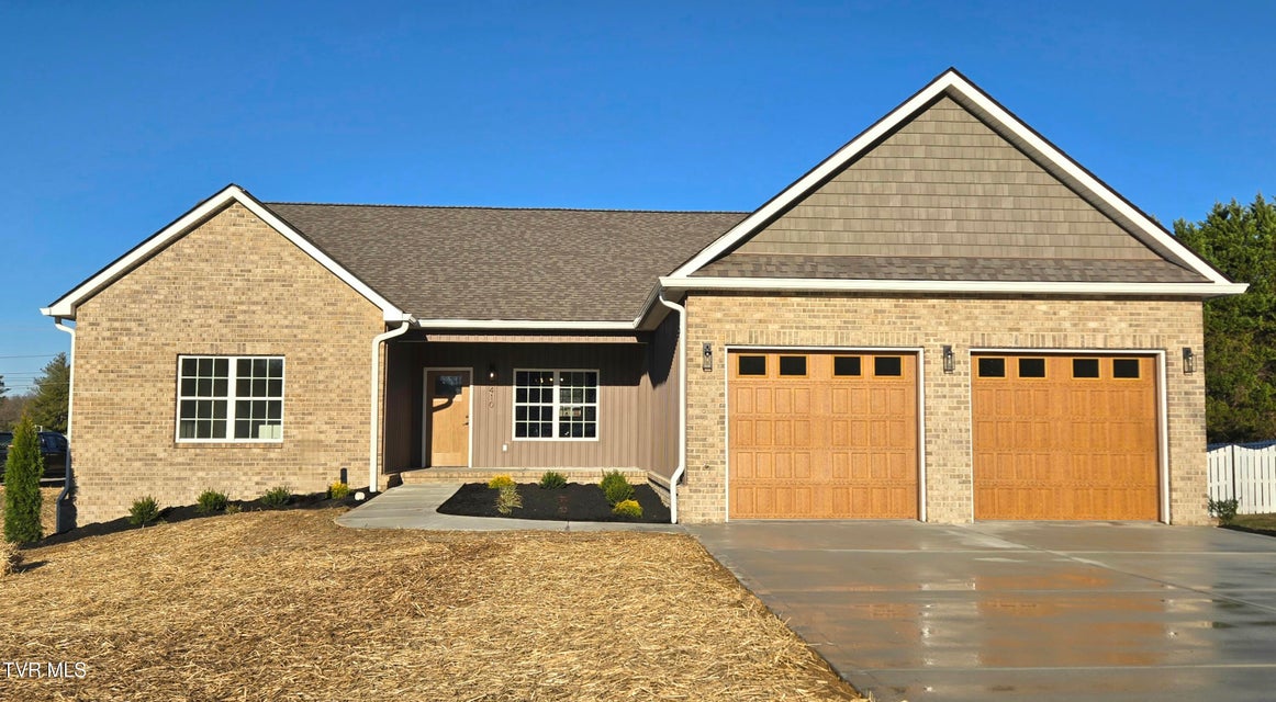 Photo #2: 410 Wiltshire Drive