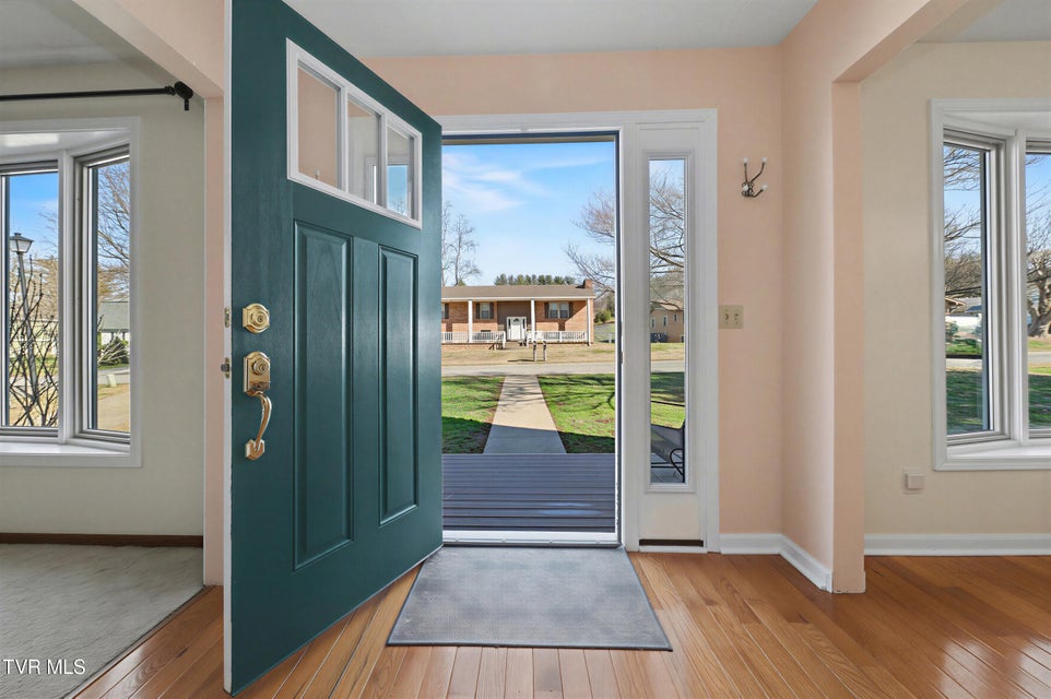 Photo #8: 1210 Tanglewood Drive