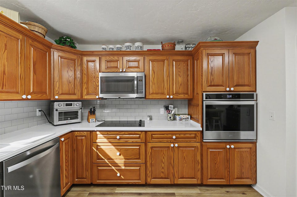 Photo #14: 1210 Tanglewood Drive