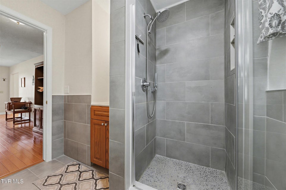 Photo #21: 1210 Tanglewood Drive