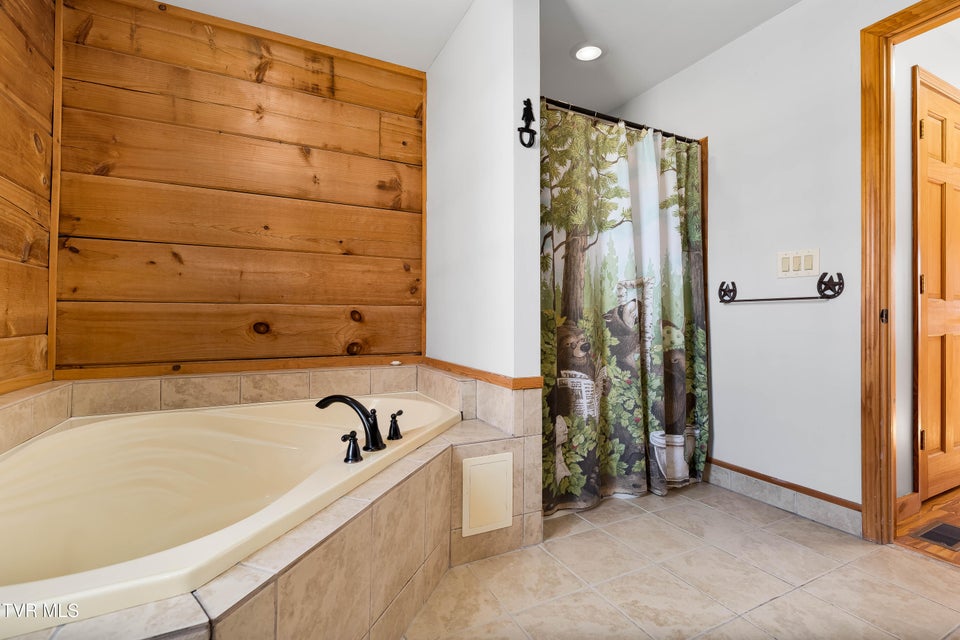 Photo #26: 2715 Old Stage Road