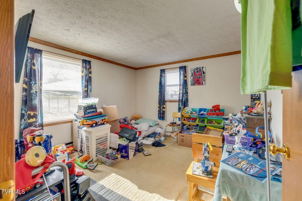 Photo #14: 102 Walnut Road