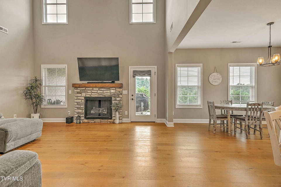 Photo #28: 4091 Maize Place