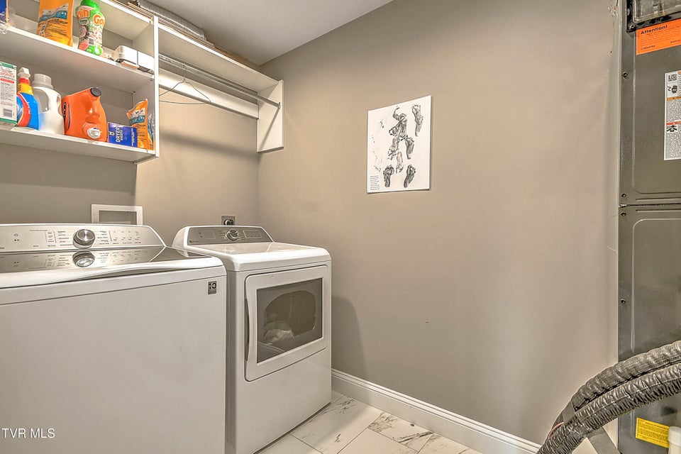 Photo #61: 4091 Maize Place