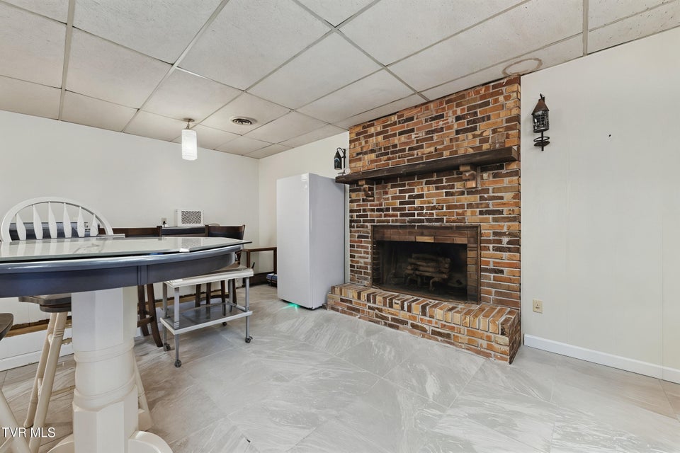 Photo #35: 1210 Tanglewood Drive